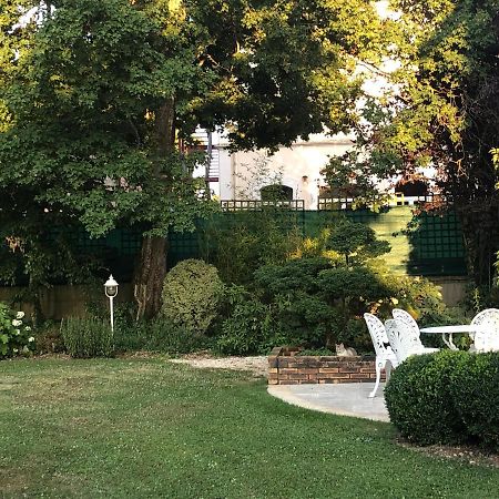 Bed and Breakfast Le Jardin De Fresnes Exteriér fotografie